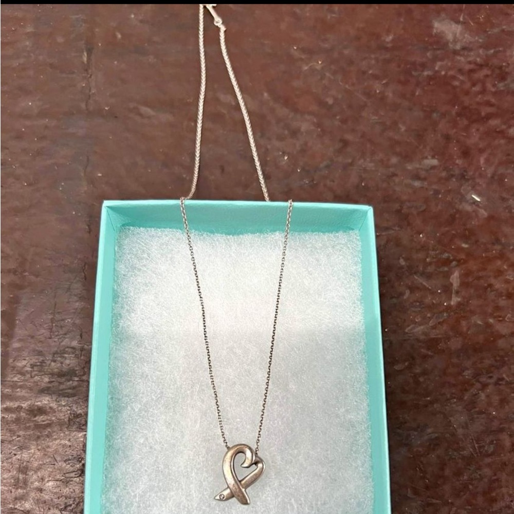 Tiffany and co loving heart diamond 💎 necklace